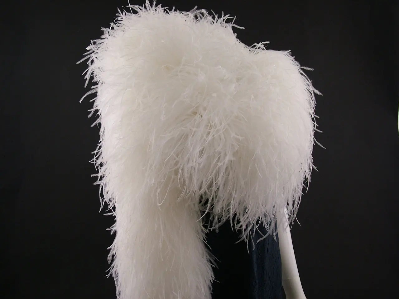 15 Ply Ostrich Feather boa - Fashion Colours