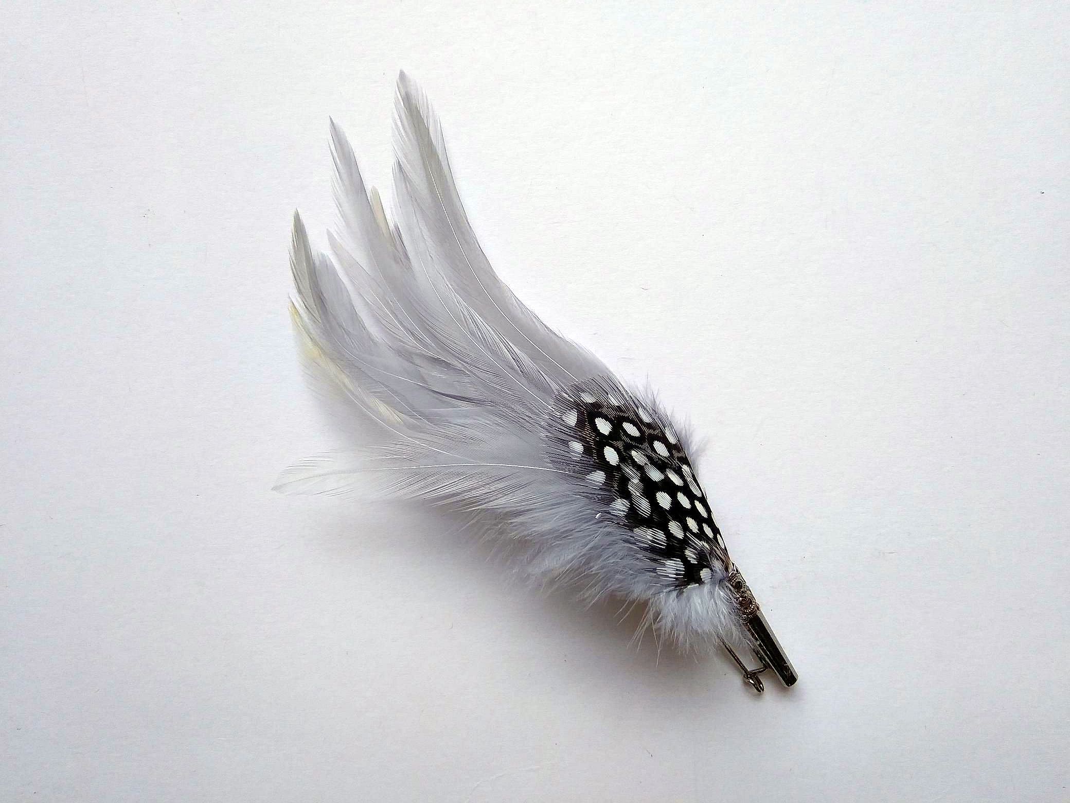Cocktail Style Brooch - BKRZ20 Silver Grey